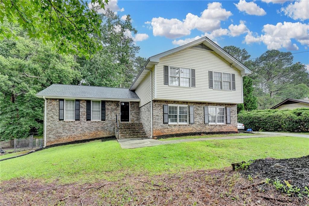 4444 Lisa Way, Lilburn, GA 30047