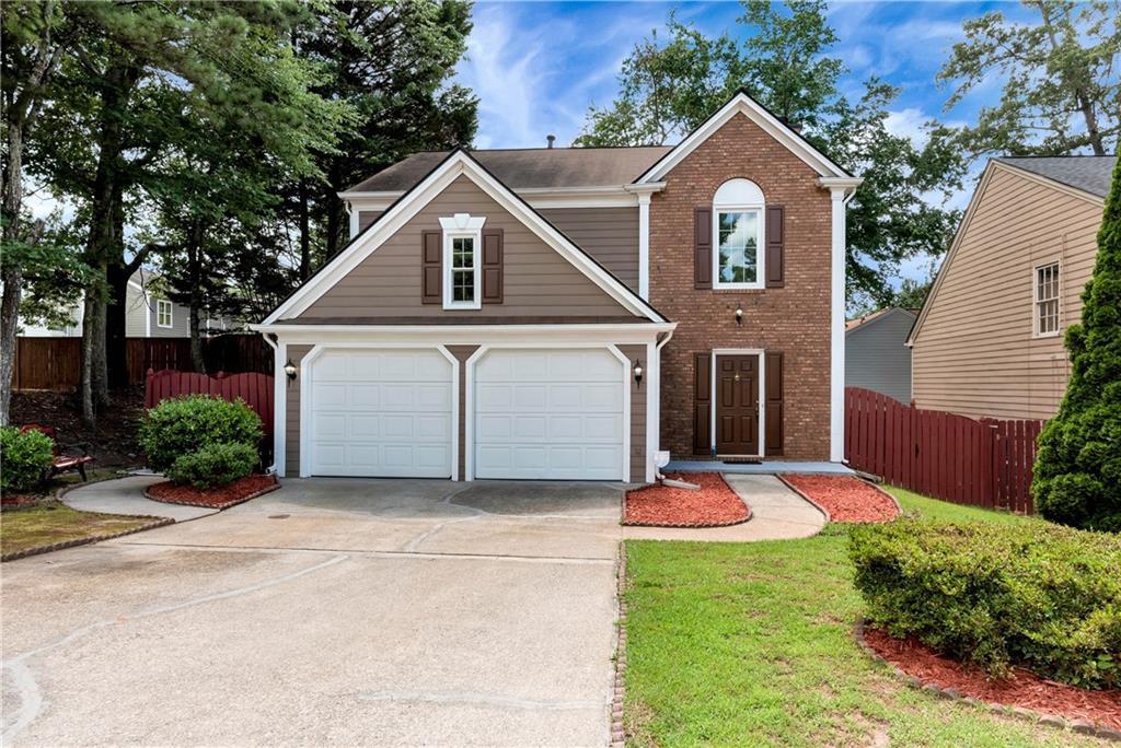 914 Wenham Ln., Lawrenceville, GA 30044