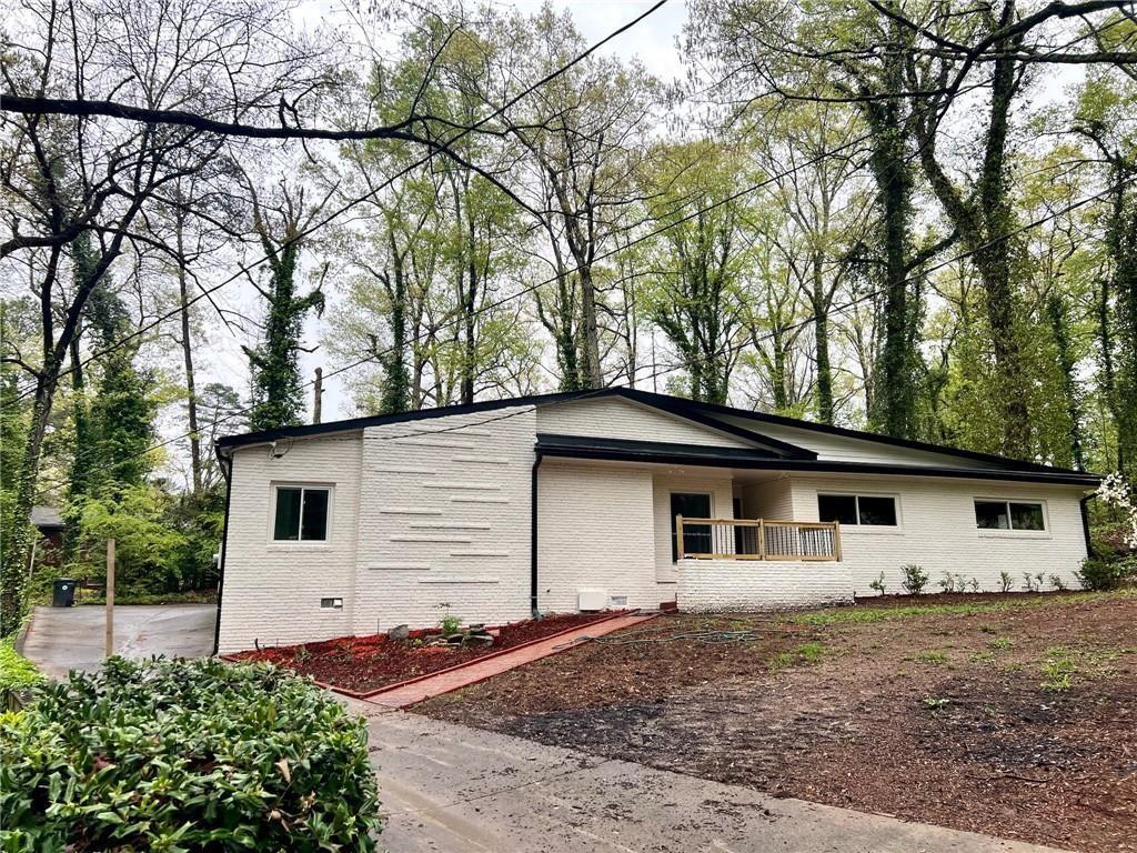 2544 Overlook Dr., Atlanta, GA 30344