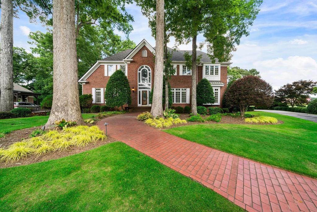 2202 Lattimore Farm Dr., Kennesaw, GA 30152