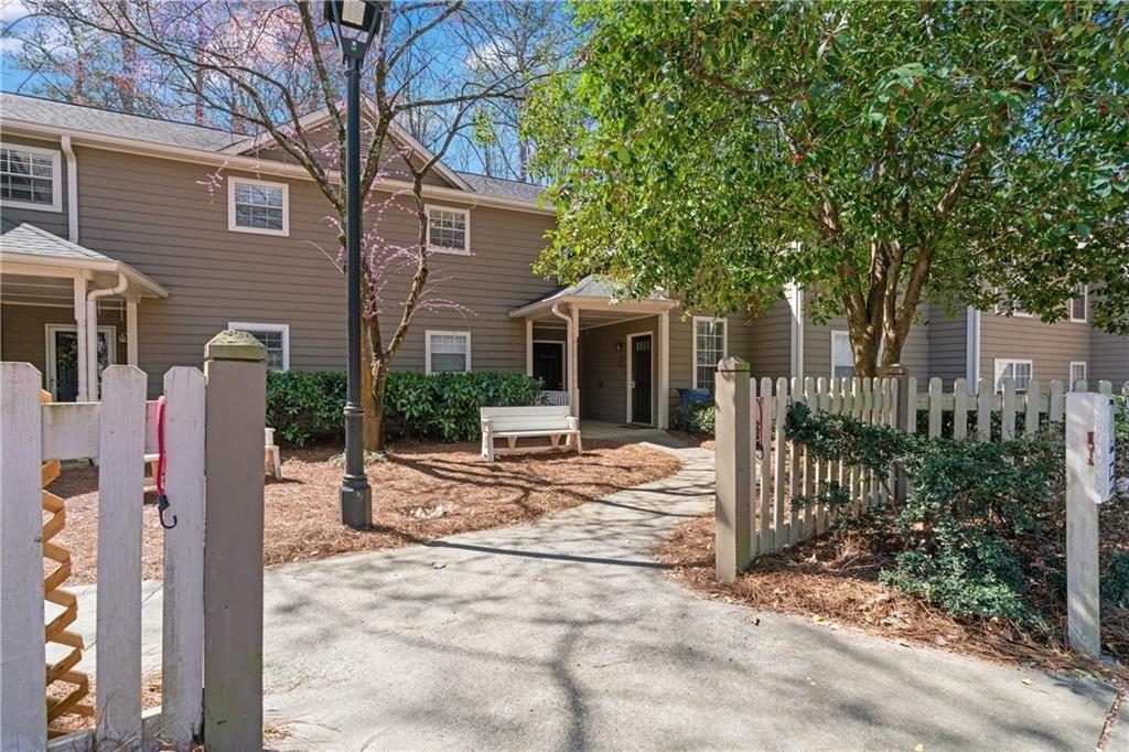 2209 N Forest Tr., Atlanta, GA 30338