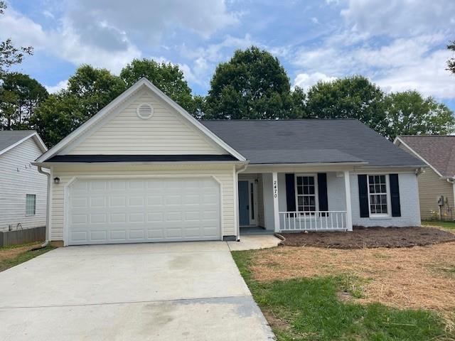 2470 Hillvale Cir., Lithonia, GA 30058