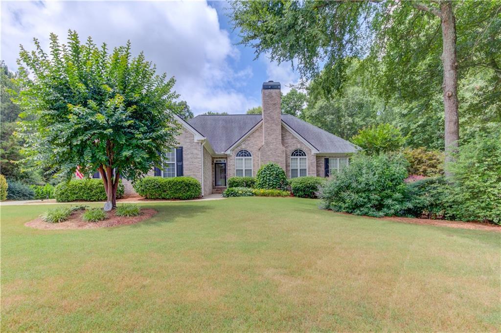 161 Southampton Cir., Hoschton, GA 30548