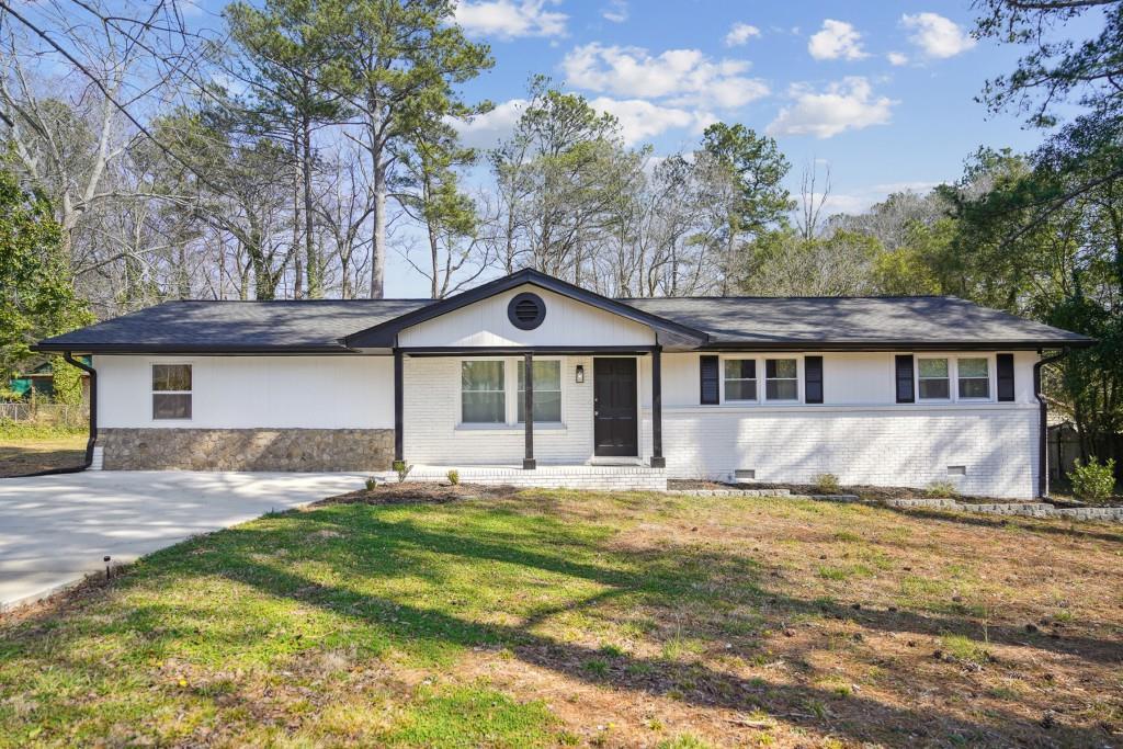 3698 Sharon Dr., Powder Springs, GA 30127