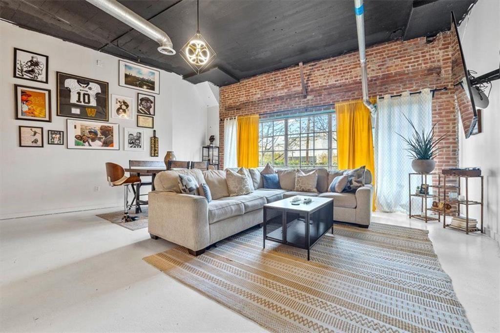 881 Memorial Dr. #116, Atlanta, GA 30316