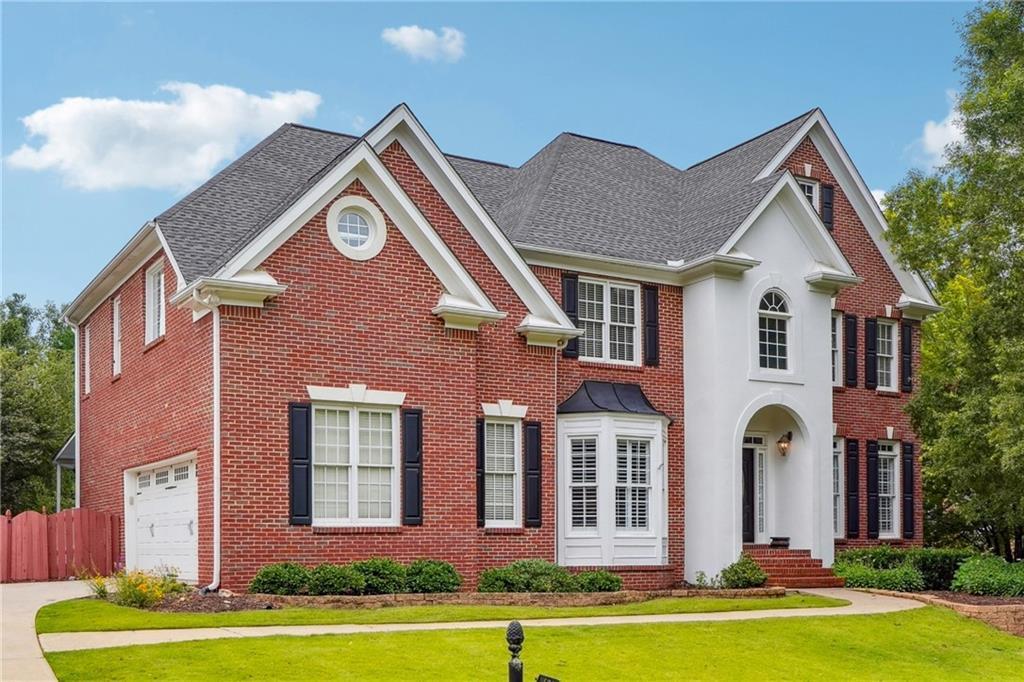 650 Garden Wilde Pl., Roswell, GA 30075
