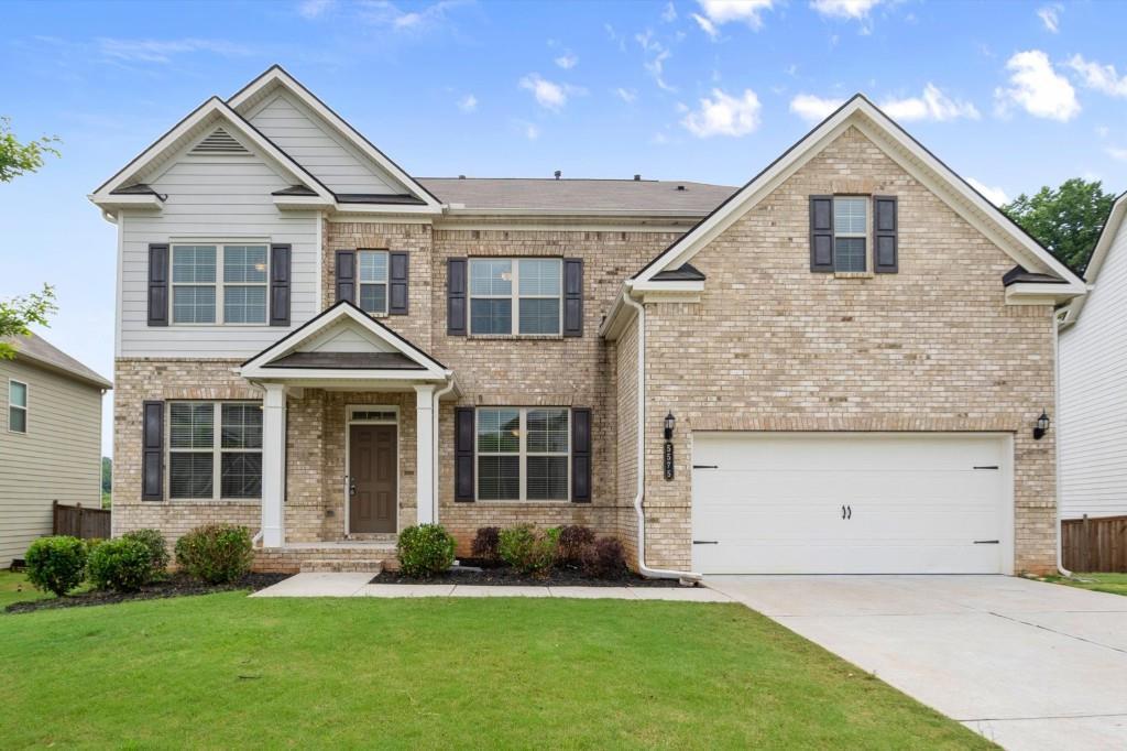 5575 Mirror Lake Dr., Cumming, GA 30028