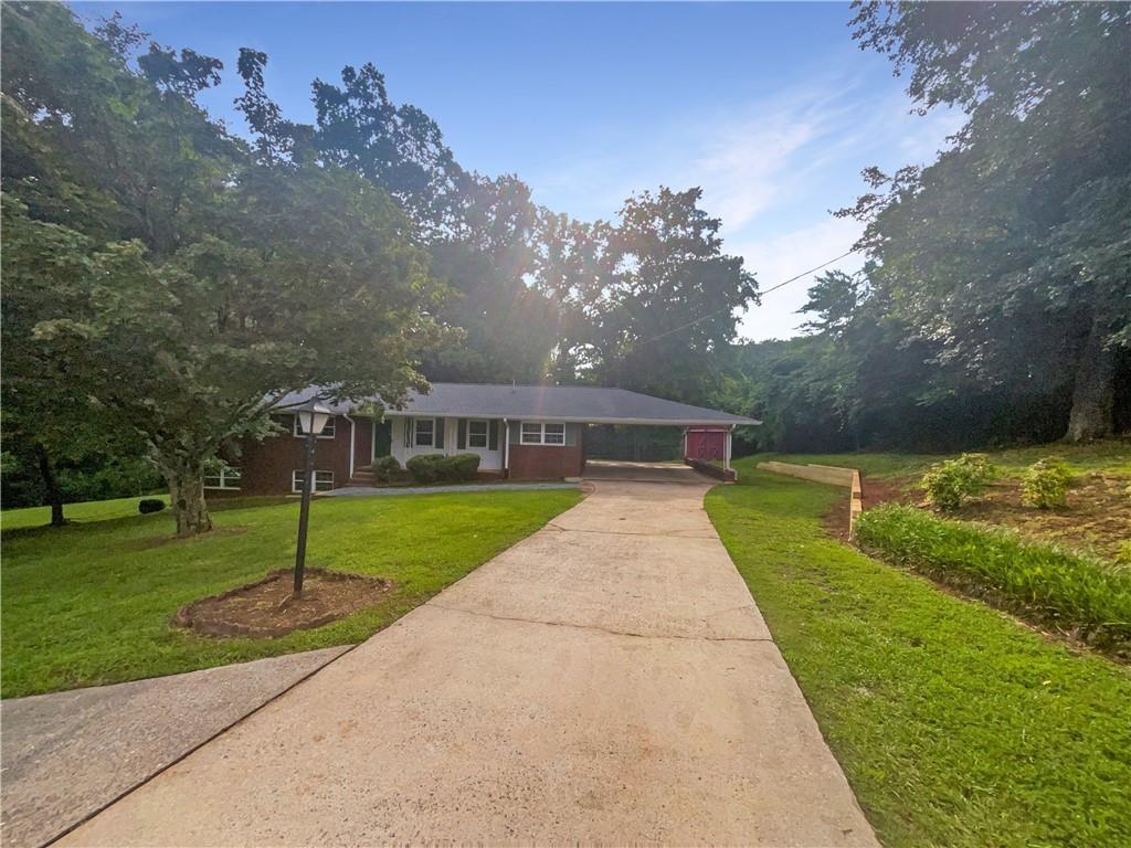 2584 Favor Rd., Marietta, GA 30060