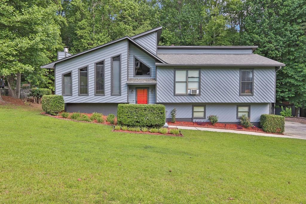 3491 Birchwood Tr., Snellville, GA 30078