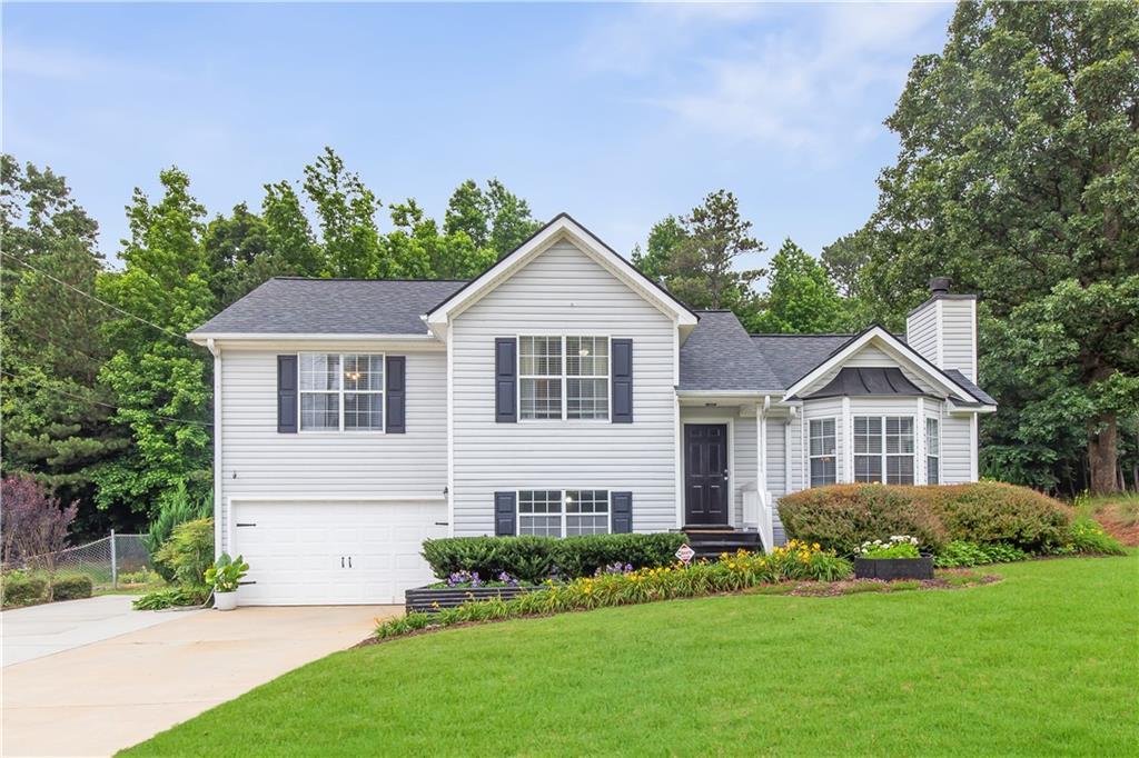 7108 Hummingbird Ln., Winston, GA 30187