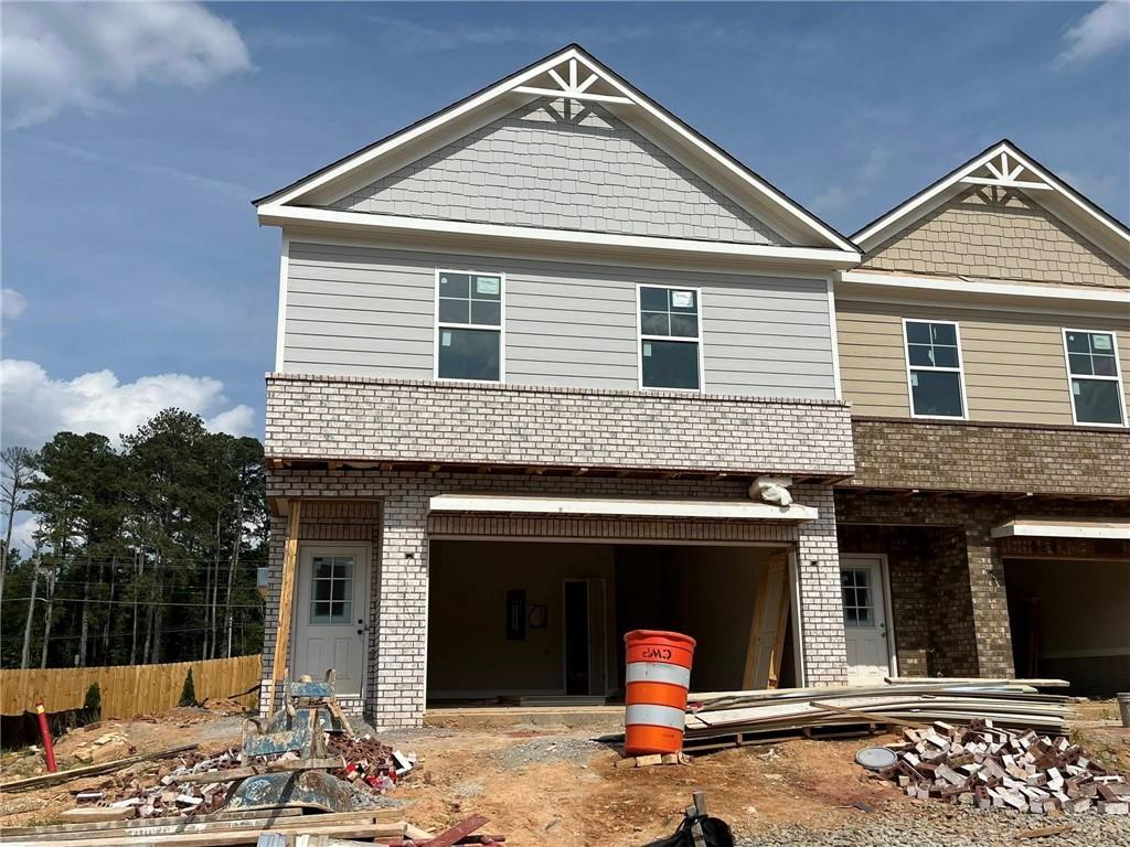 37 Creekside Commons Dr., Hoschton, GA 30548
