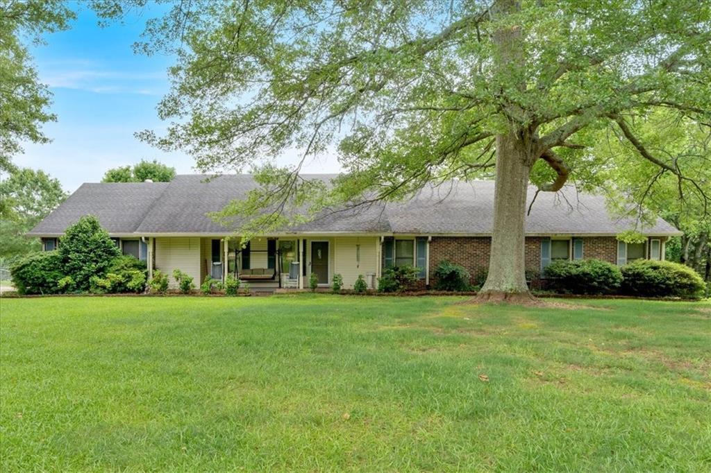 270 Oakwood Dr., Cedartown, GA 30125