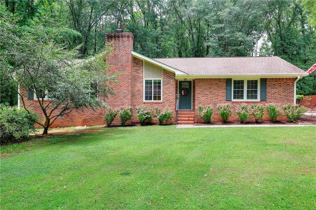 241 Lavern Ct., Winder, GA 30680