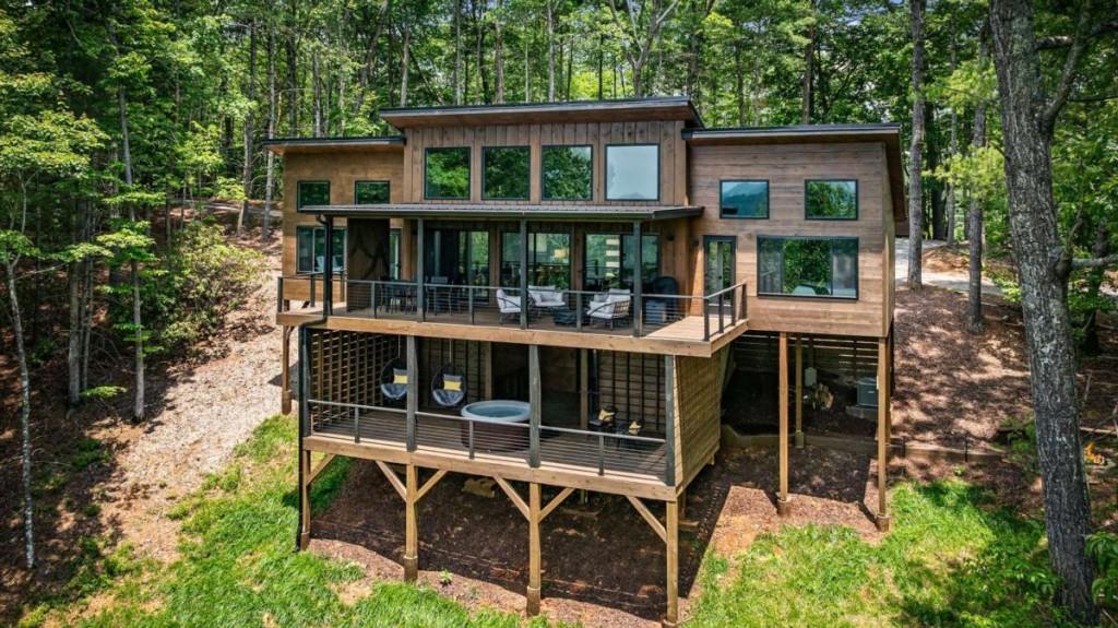 88 Anderson Dr., Blue Ridge, GA 30513