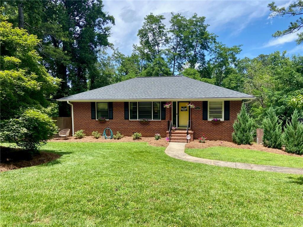 406 S Hillcrest Dr., Marietta, GA 30064