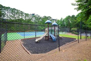 2540 Ridgehurst Dr., Buford, GA 30518