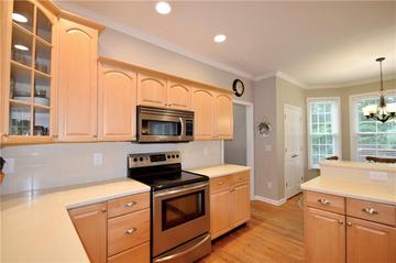 2540 Ridgehurst Dr., Buford, GA 30518