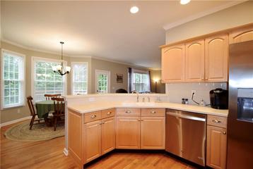 2540 Ridgehurst Dr., Buford, GA 30518