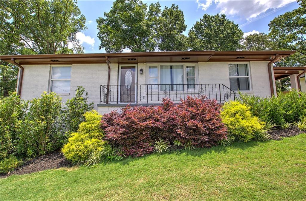 2646 Rockcliff Rd., Atlanta, GA 30316