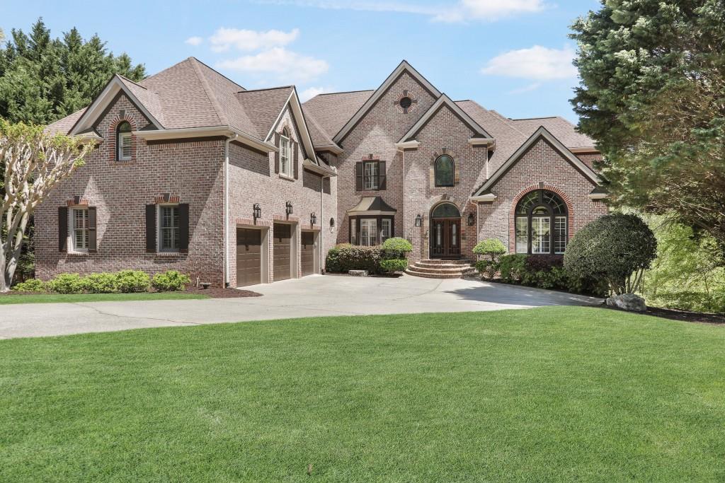 560 Brook Manor Dr., Johns Creek, GA 30022