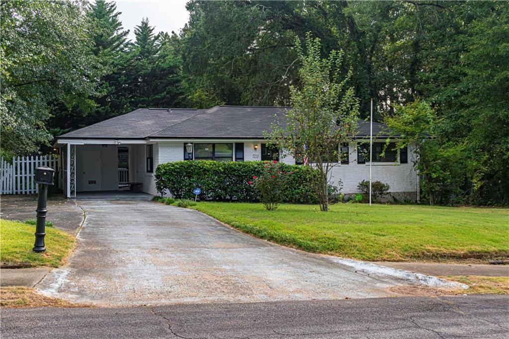 5243 Cloud St., Stone Mountain, GA 30083