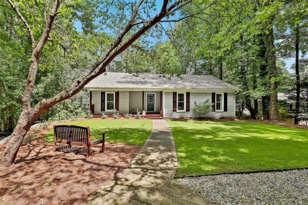 183 Indian Bend Dr., Lagrange, GA 30240
