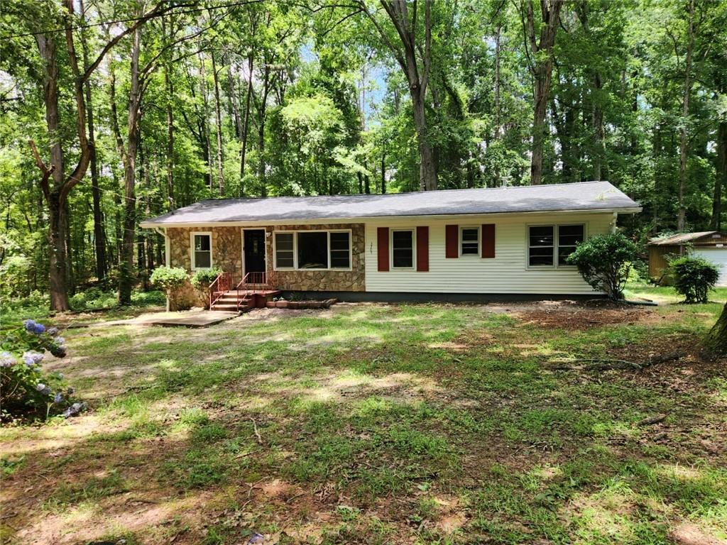 3705 Orchard Dr., Atlanta, GA 30349