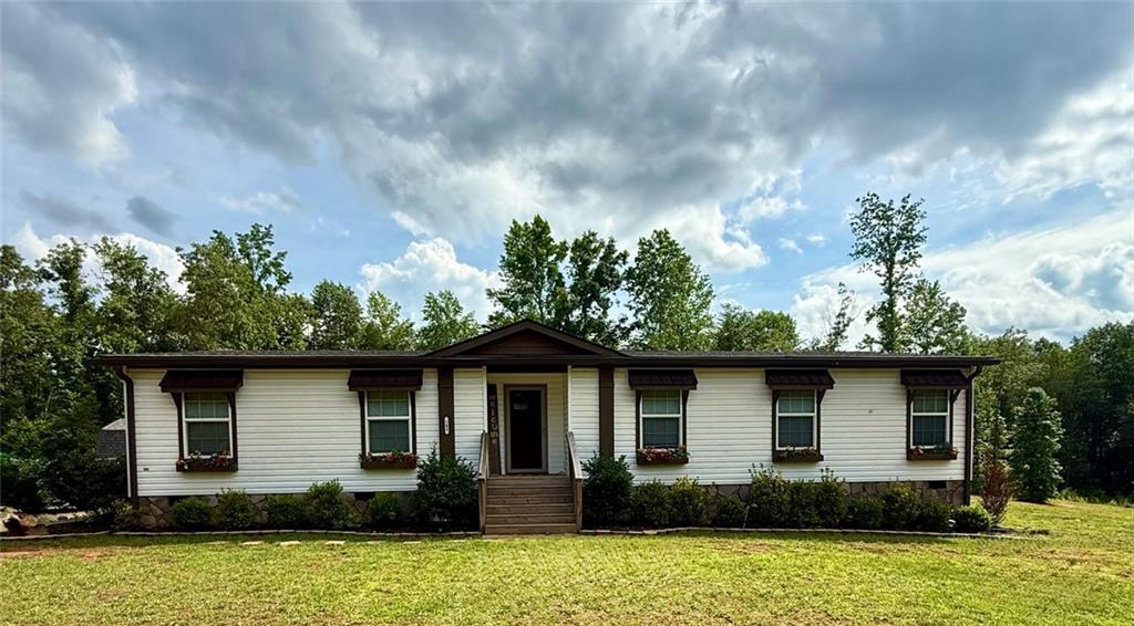 143 T South Dr., Cleveland, GA 30528