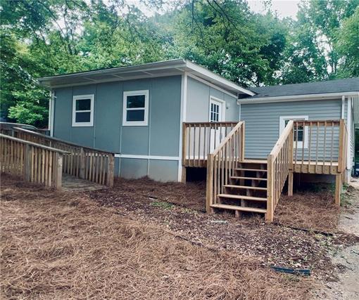 New Homes with Master Bedrooms on the 1st Floor That Attend Langston Hughes High School: June 7th to June 13th