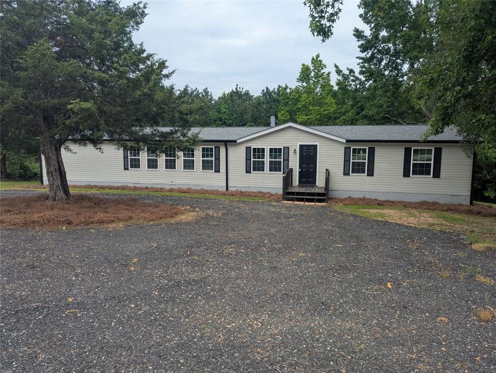 732 Five Points Rd., Buchanan, GA 30113