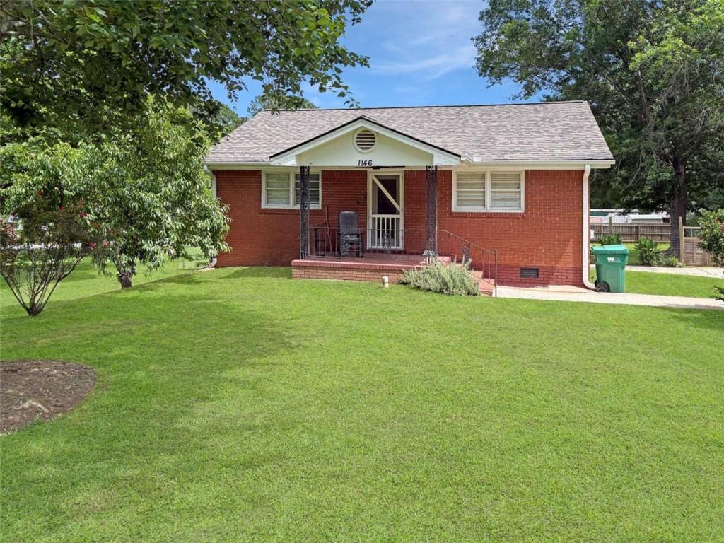 1146 Nelson St., Jackson, GA 30233