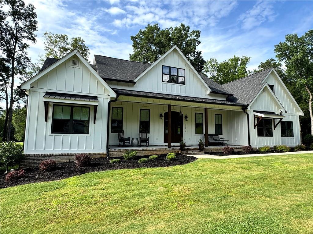 112 Three Oaks Dr., Calhoun, GA 30701