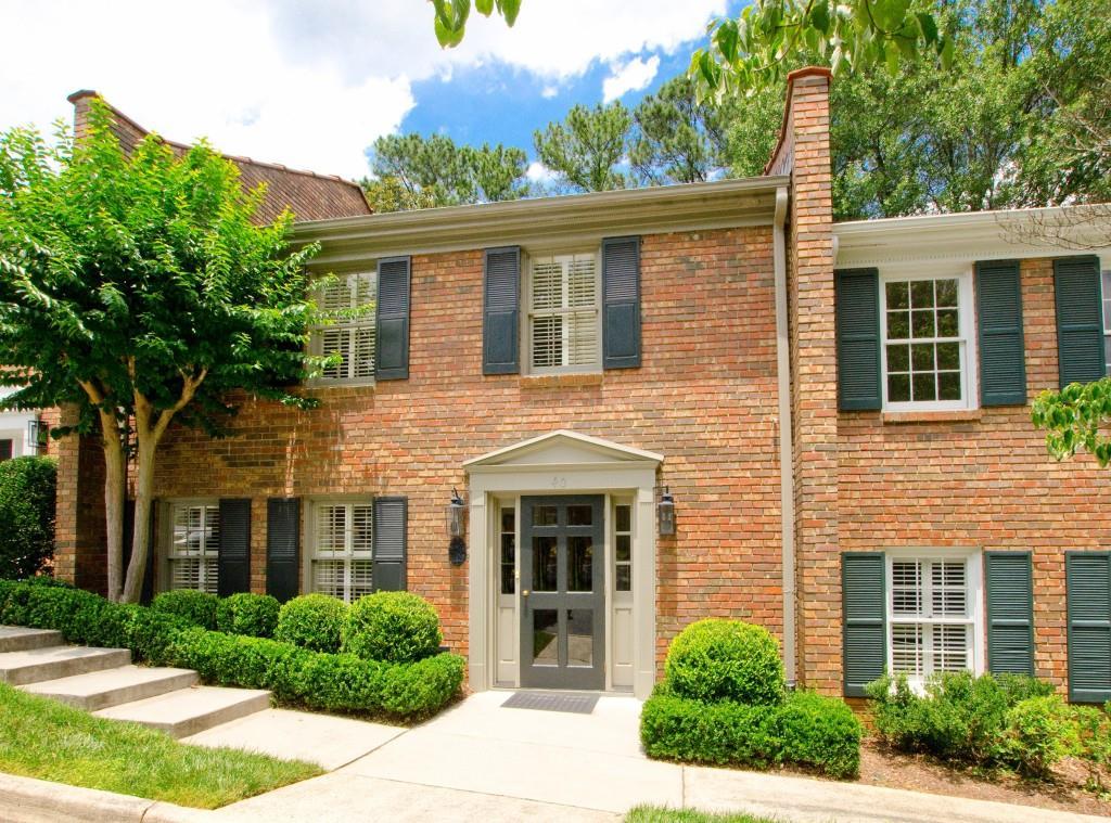 40 Olde Ivy Sq., Atlanta, GA 30342