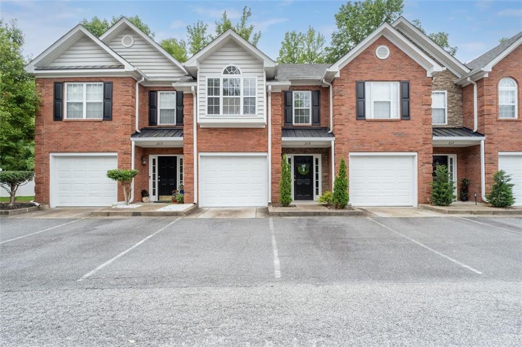 215 Morris Ln., Woodstock, GA 30188