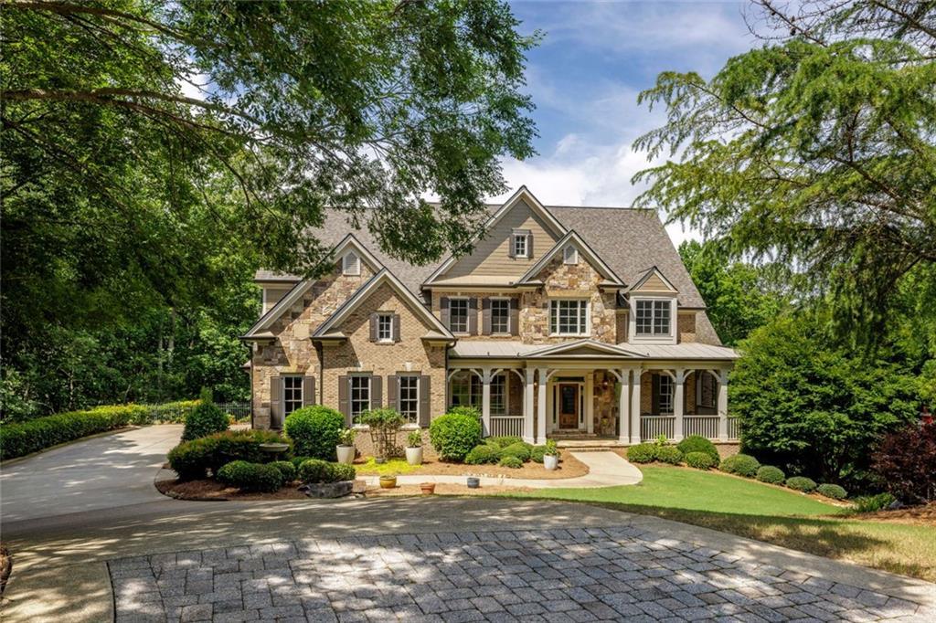930 Shepards Ct., Roswell, GA 30075