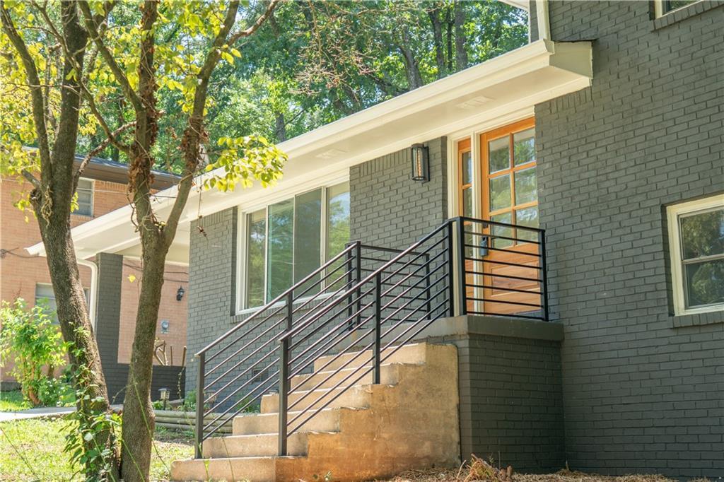 2524 Glenrock Dr., Decatur, GA 30032