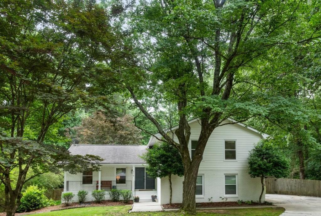 215 Ansley Ct., Roswell, GA 30076