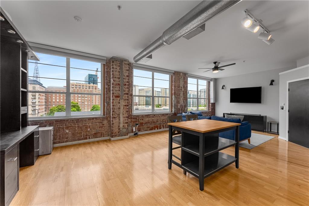 800 Peachtree St. #8612, Atlanta, GA 30308
