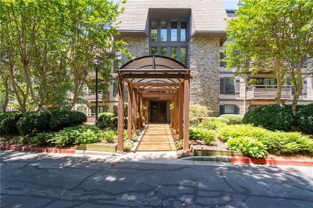 1120 Highland Bluff Dr., Atlanta, GA 30339
