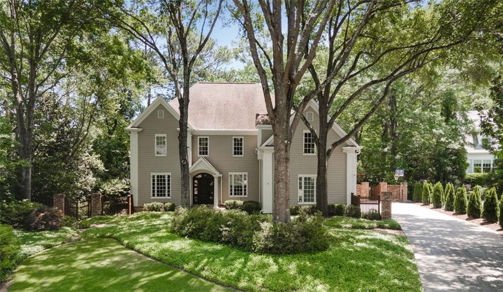 2375 Hyde Park Ct., Atlanta, GA 30318