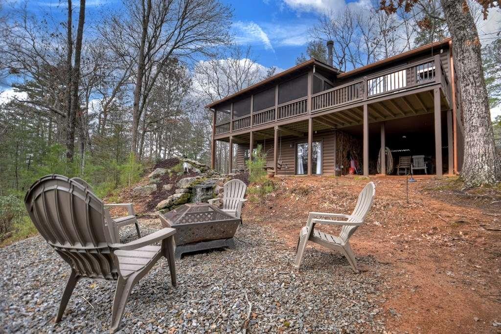 97 Doyle Carder Pkwy., Blue Ridge, GA 30513