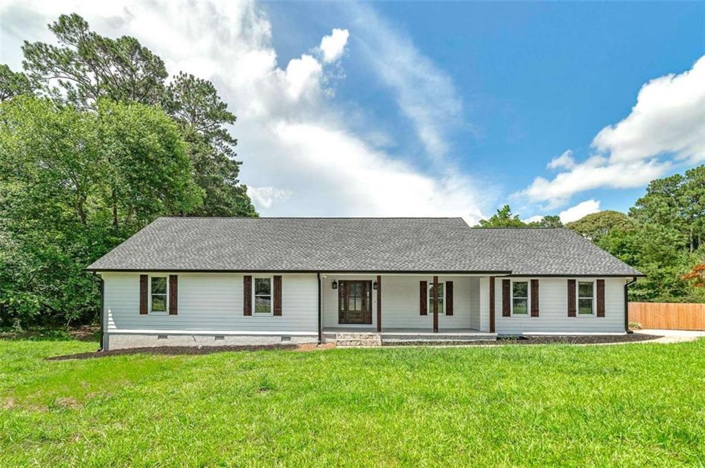 858 Pates Creek Rd., Stockbridge, GA 30281