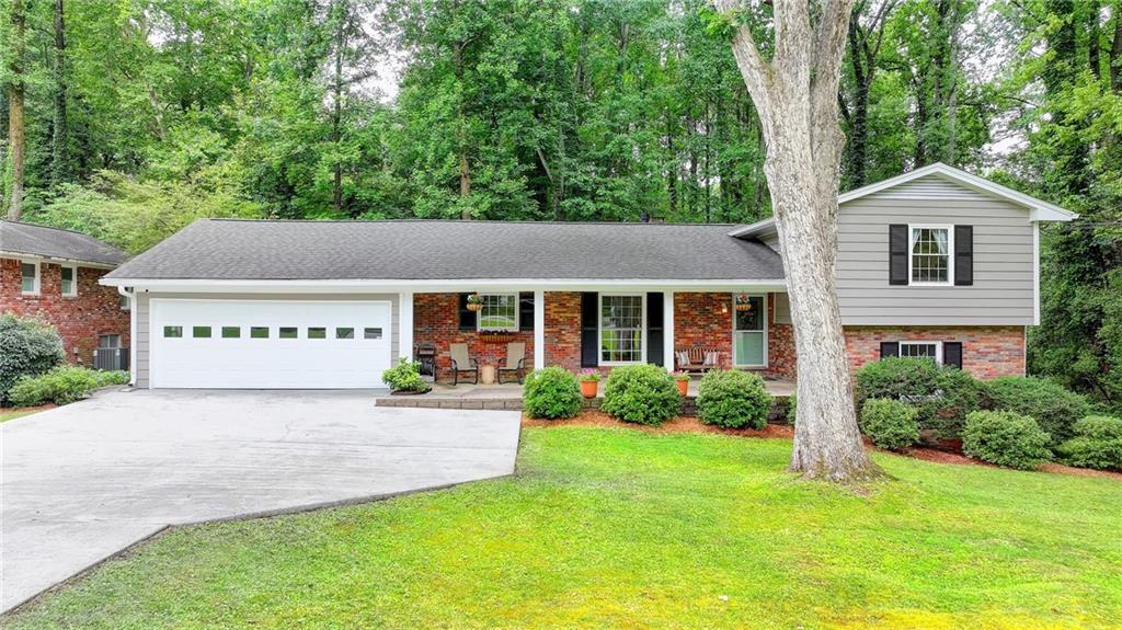 595 Glenforest Rd., Sandy Springs, GA 30328
