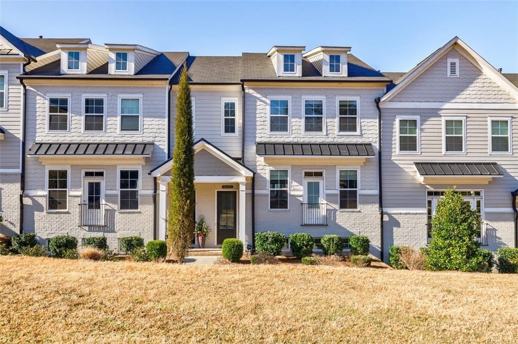 10035 River Rock Dr., Roswell, GA 30076
