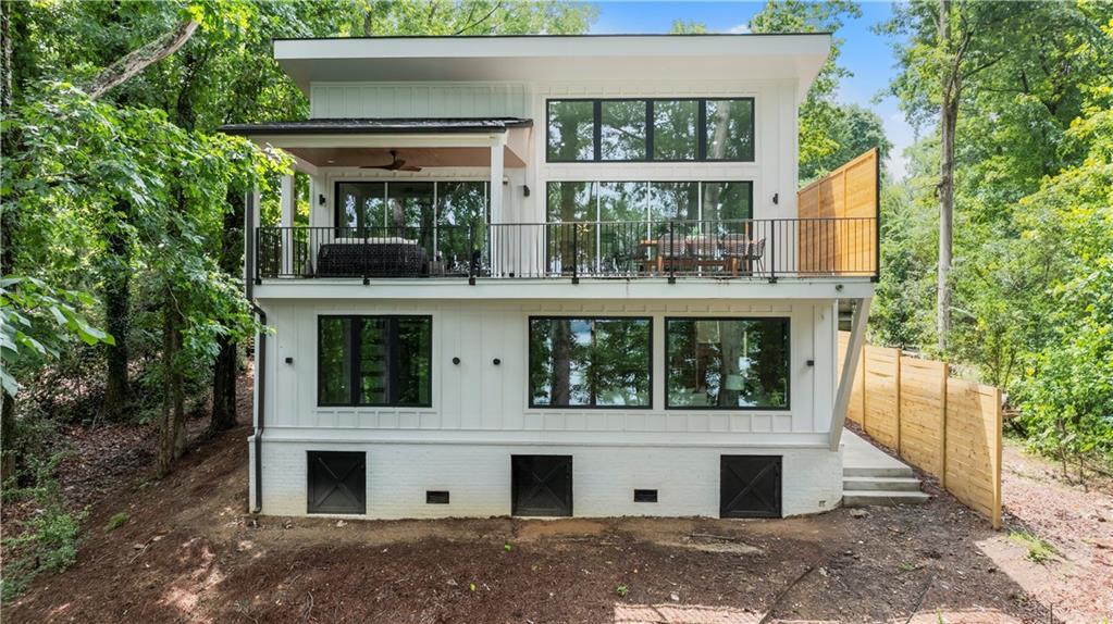 6178 Lake Lanier Height Rd., Buford, GA 30518
