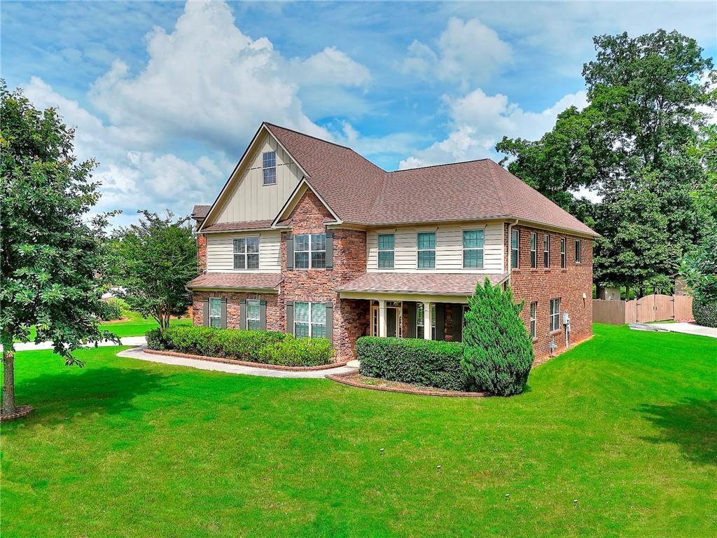 2458 Brook Park Tr., Snellville, GA 30078