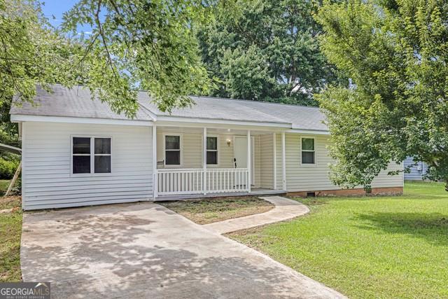 33 Russell Rd., Mcdonough, GA 30252