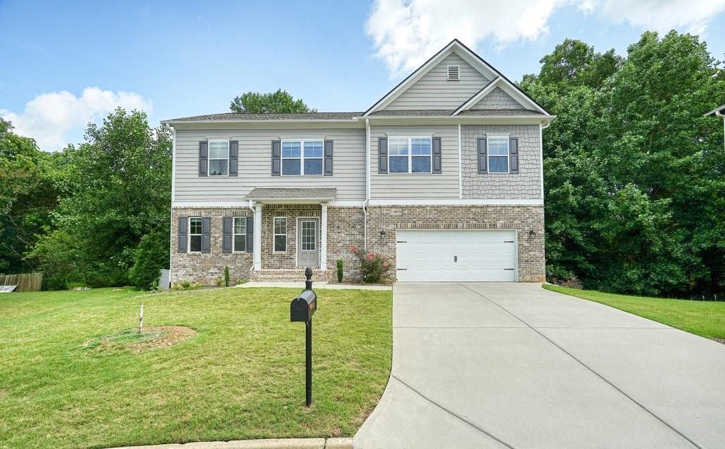 1630 Eaglerock Dr., Suwanee, GA 30024