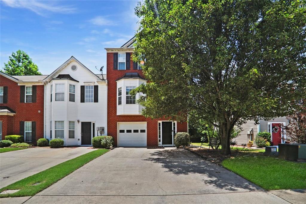 4839 Timber Hills Dr., Oakwood, GA 30566