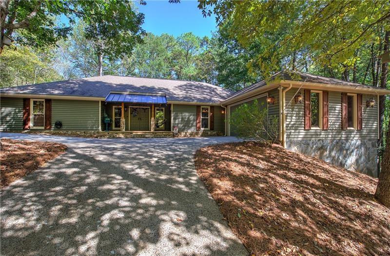 186 Wolverine Dr., Waleska, GA 30183